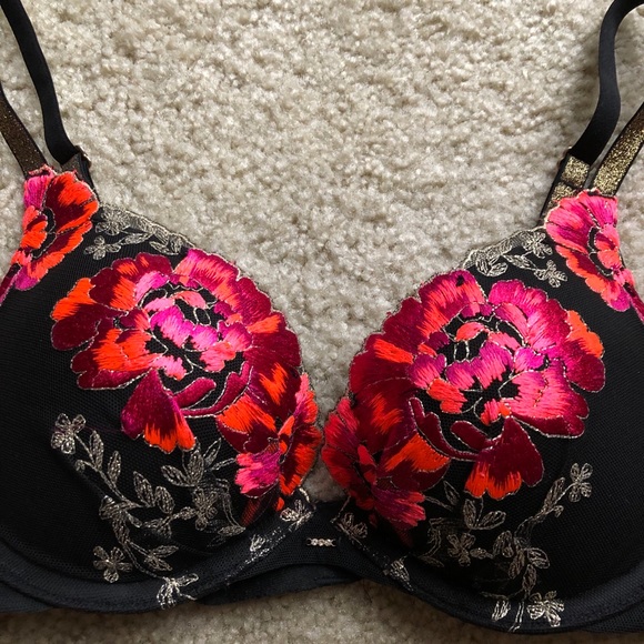 VS Floral Embroidered Bra 32B - Picture 2 of 4